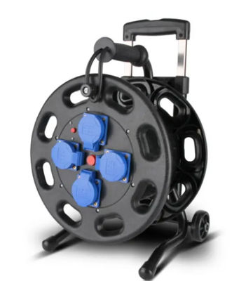 4 Way General Sockets IP44 Retractable Extension Cable Reel Drum 20m 50m 100m Panjang yang disesuaikan
