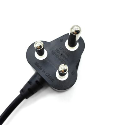 16A 250V 3Pin PVC India Power Extension Cord 1M Panjang OEM Disesuaikan