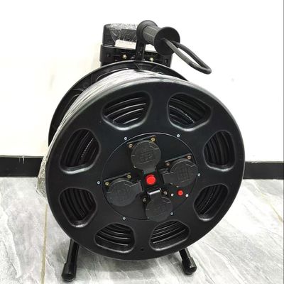 Disesuaikan 100m EU Kabel Reel Listrik Retractable Ekstensi Cord Reel Portable Peralatan Industri 16A Kabel Daya