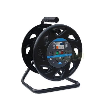 4 Soket IP44 Kabel yang dapat ditarik Lengan yang disesuaikan Ekstensi Heavy-duty Industrial Waterproof Cable Reel Extension Cord Reel